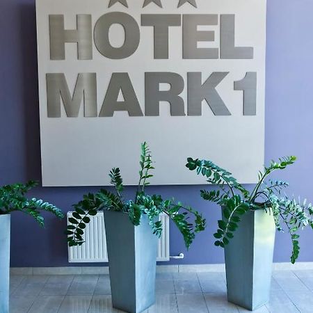 Mark1 Otel Brzesko Dış mekan fotoğraf